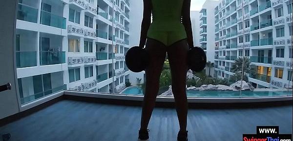  Thai amateur hotel workout before a fuck in the room